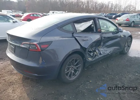 2023 Tesla Model 3 Rear-Wheel Drive z USA, uszkodzony, nr VIN 5YJ3E1EA2PF640342